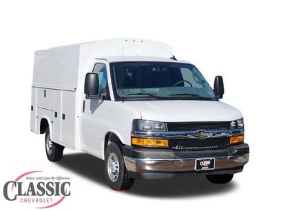New 2025 Chevrolet Express 3500 w/ Power Convenience Package