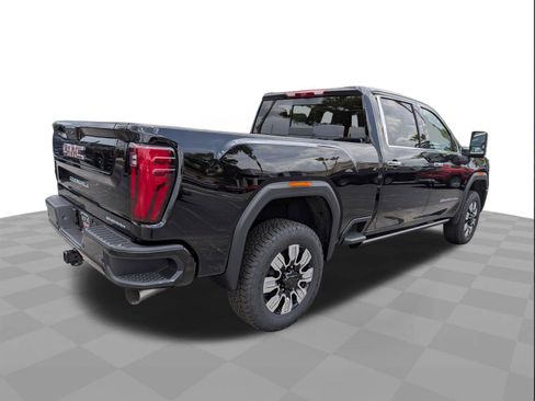 New 2026 GMC Sierra 2500 Denali w/ Denali Reserve Package AWD/4WD image 4