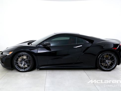 Used 2018 Acura NSX AWD/4WD image 5