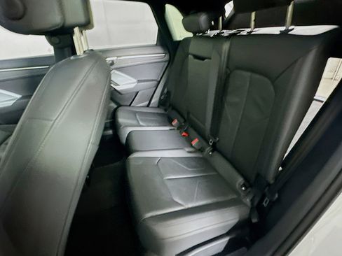 Used 2023 Audi Q3 2.0T Premium image 26