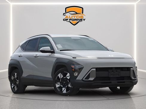 Used 2024 Hyundai Kona SEL FWD image 5