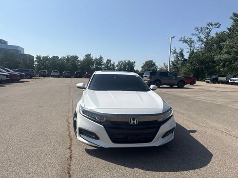 Used 2019 Honda Accord Sport image 16