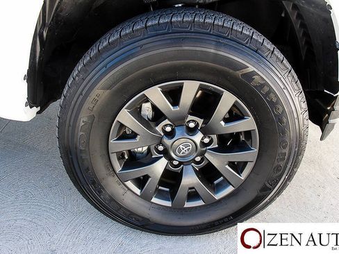 Used 2022 Toyota Tacoma SR5 RWD image 54