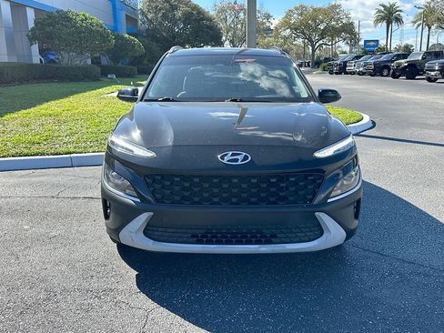 Used 2022 Hyundai Kona SEL image 2