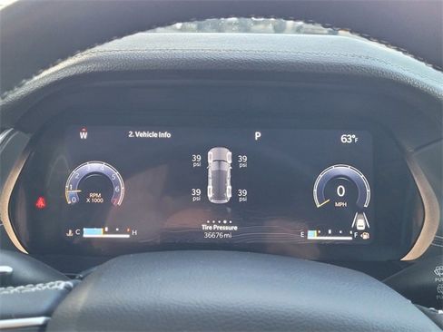 Certified 2024 Jeep Grand Cherokee Limited image 8