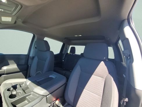Used 2025 Chevrolet Silverado 1500 Custom Trail Boss AWD/4WD image 20