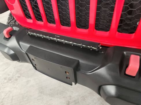 Used 2022 Jeep Gladiator Sport image 9