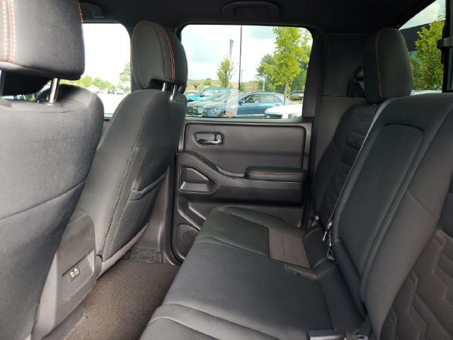 Used 2023 Nissan Frontier Pro-X RWD image 16