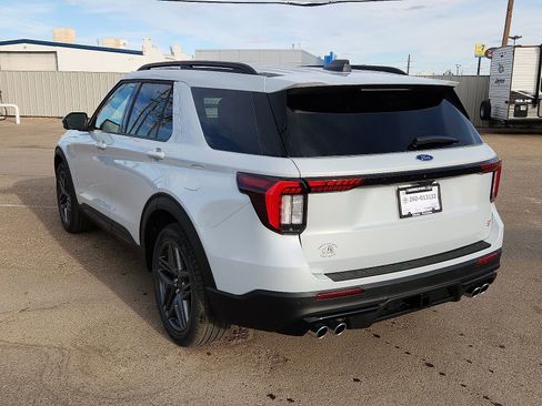 New 2026 Ford Explorer ST w/ Sun And Sound Package image 3