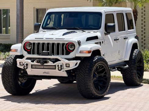 Used 2025 Jeep Wrangler Unlimited Sport AWD/4WD image 42