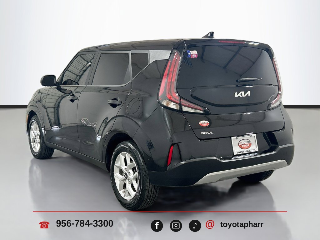 Used 2025 Kia Soul S FWD image 7