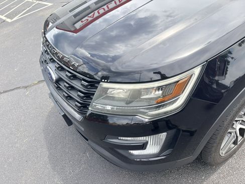 Used 2016 Ford Explorer Sport w/ Equipment Group 401A AWD/4WD image 8