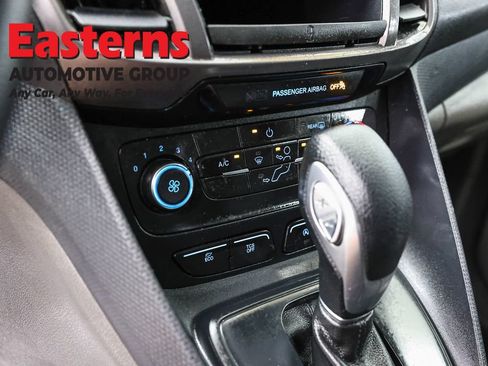 Used 2020 Ford Transit Connect XLT FWD image 21