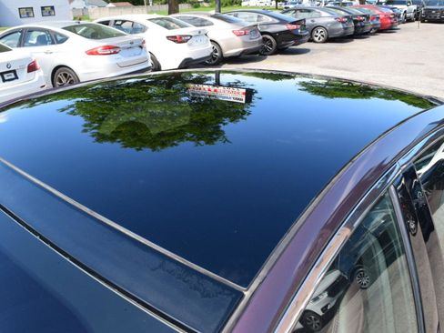Used 2017 Lincoln MKZ Black Label w/ Climate Package FWD image 10