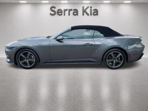 Used 2025 Ford Mustang Premium RWD image 2
