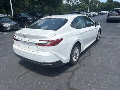 Used 2025 Toyota Camry LE FWD image 8