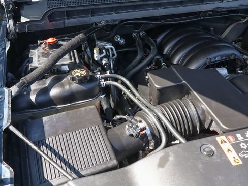 Used 2018 Chevrolet Silverado 1500 LT w/ Texas Edition AWD/4WD image 12