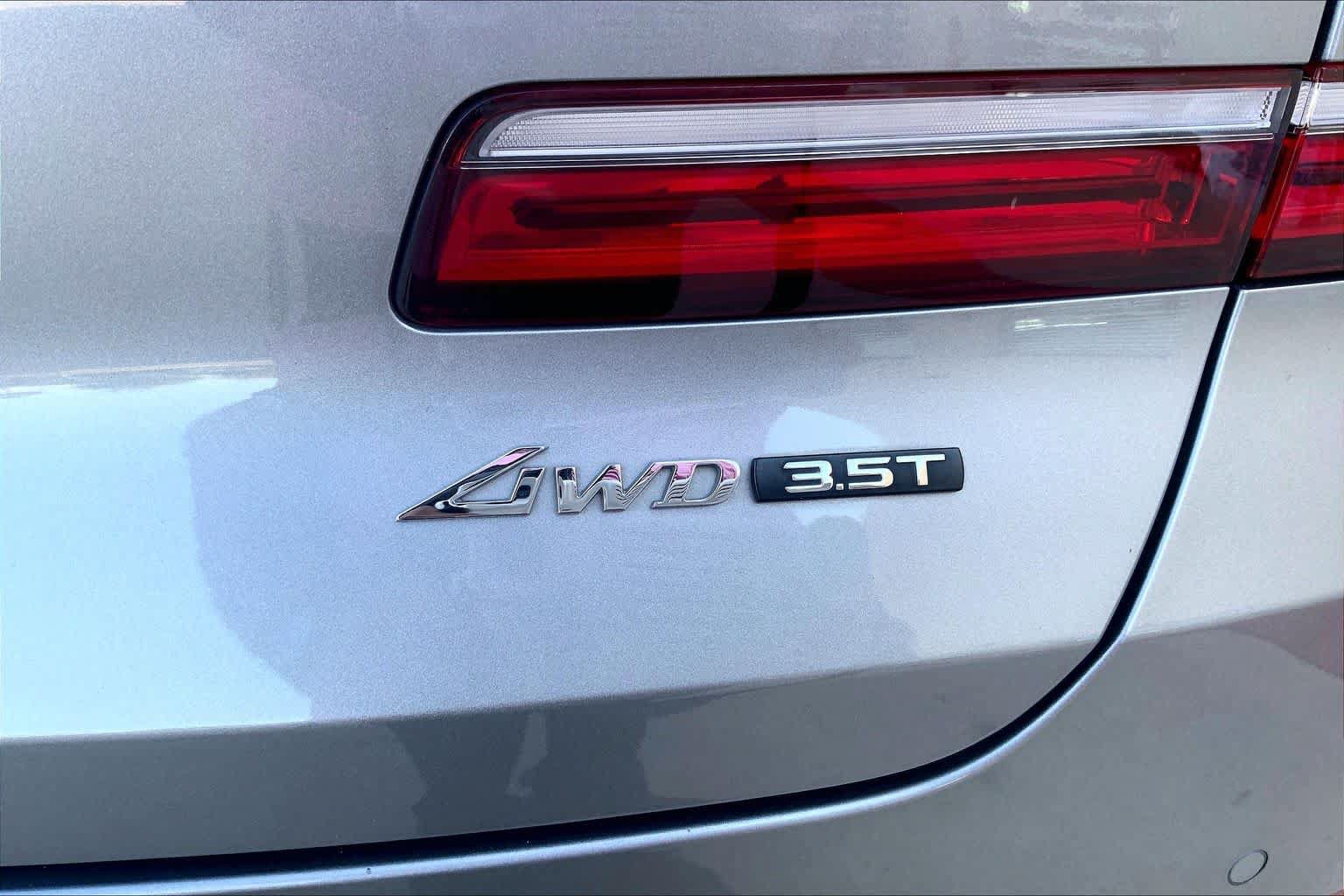 Used 2024 Genesis GV80 3.5T w/ Prestige Package AWD/4WD image 10