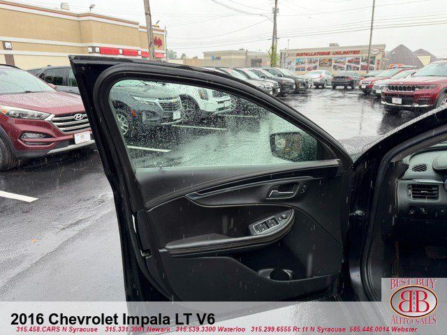 Used 2016 Chevrolet Impala LT FWD image 9