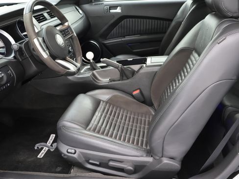 Used 2013 Ford Mustang Shelby GT500 image 7