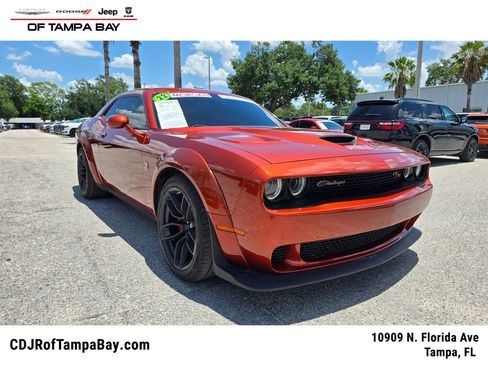 Certified 2022 Dodge Challenger R/T Scat Pack RWD image 1