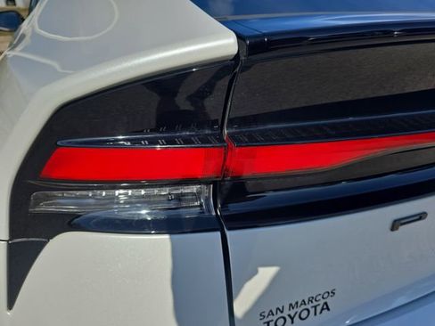 Used 2025 Toyota Prius Limited image 35