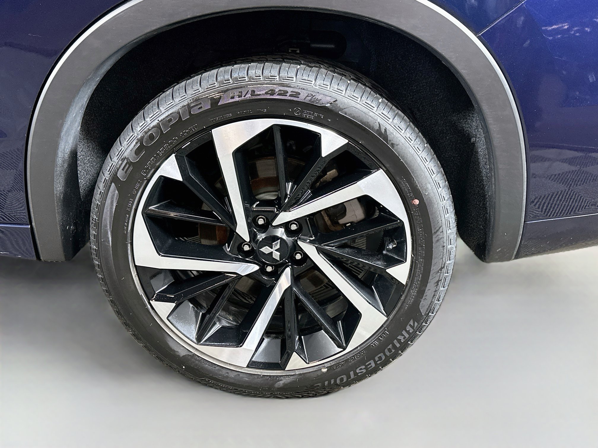 Used 2024 Mitsubishi Outlander SEL AWD/4WD image 31