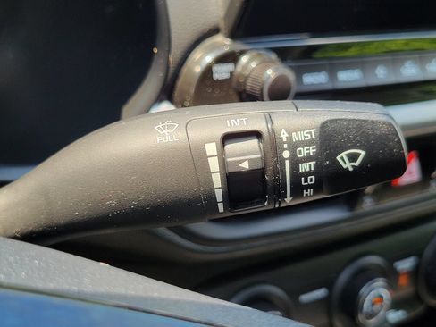 Used 2021 Kia Forte LXS FWD image 17
