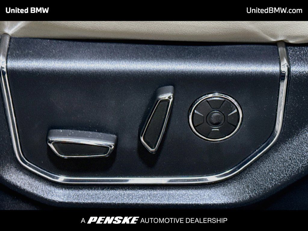 Used 2020 Ford Expedition Platinum RWD image 11