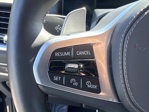 Certified 2025 BMW X7 xDrive40i w/ M Sport Package image 8