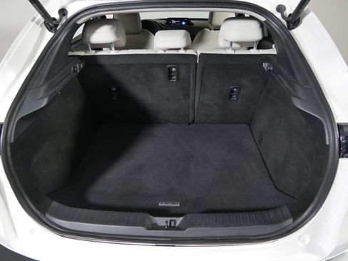Used 2024 MAZDA CX-30 AWD 2.5 S w/ Premium Package image 18