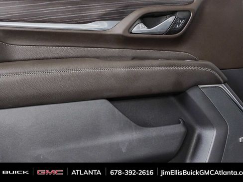 Used 2022 GMC Yukon XL Denali w/ Max Trailering Package AWD/4WD image 6