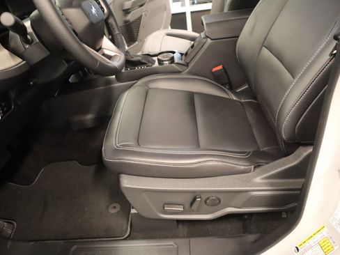 New 2026 Ford Bronco Outer Banks image 14