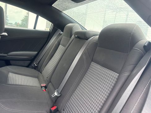 Used 2023 Dodge Charger SXT w/ Blacktop Package AWD/4WD image 5