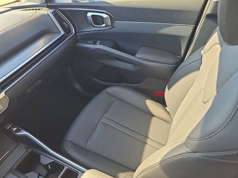 New 2026 Kia Sorento EX image 18