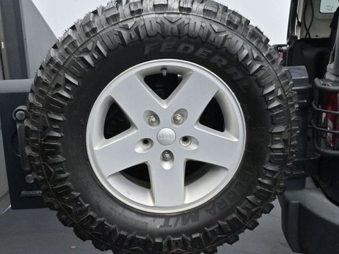 Used 2017 Jeep Wrangler Unlimited Sport w/ Quick Order Package 24S image 29