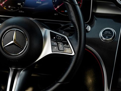 Used 2022 Mercedes-Benz C 300 Sedan w/ Exclusive Trim Package image 17