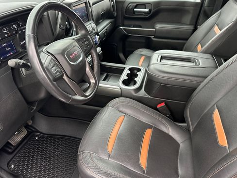 Used 2021 GMC Sierra 1500 AT4 w/ Off-Road Performance Package image 10
