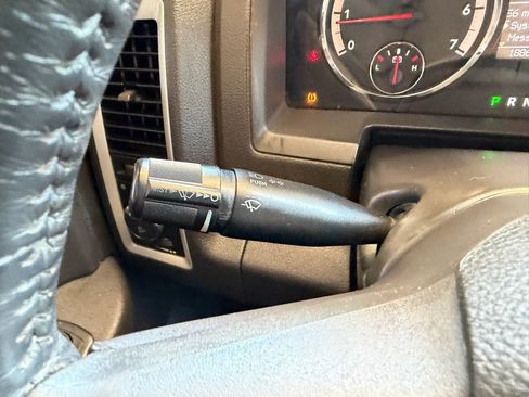 Used 2009 Dodge Ram 1500 Truck Sport RWD image 12