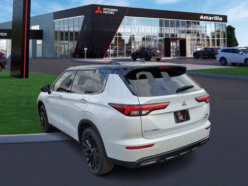New 2025 Mitsubishi Outlander SEL Black Edition image 2