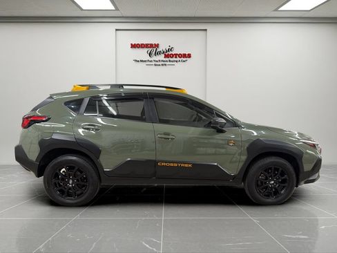 Used 2024 Subaru Crosstrek 2.5i Wilderness w/ Crosstrek Mirror Package AWD/4WD image 8
