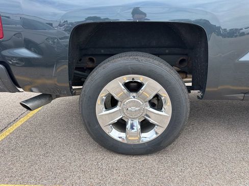 Used 2018 Chevrolet Silverado 1500 LTZ w/ Sport Package AWD/4WD image 7
