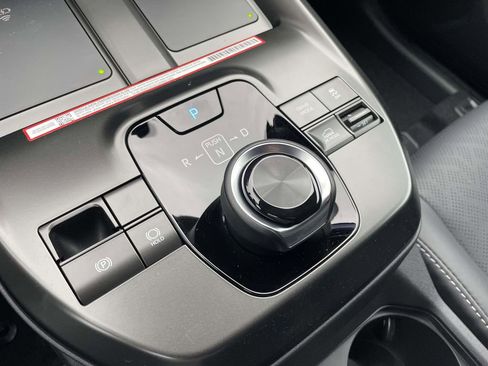 New 2026 Subaru Solterra Premium image 24