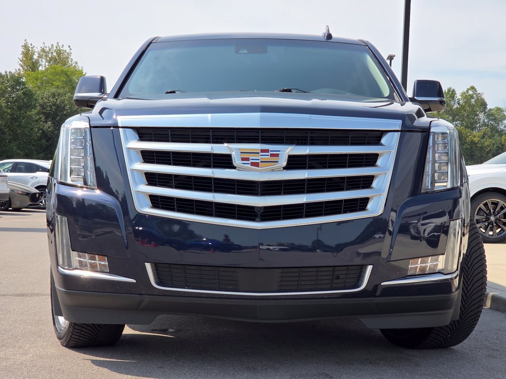 Used 2020 Cadillac Escalade Premium Luxury AWD/4WD image 3