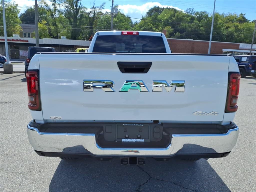 New 2026 RAM 2500 Tradesman w/ Chrome Appearance Group AWD/4WD image 5