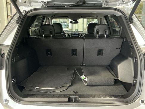 Used 2018 Chevrolet Equinox Premier AWD/4WD image 24