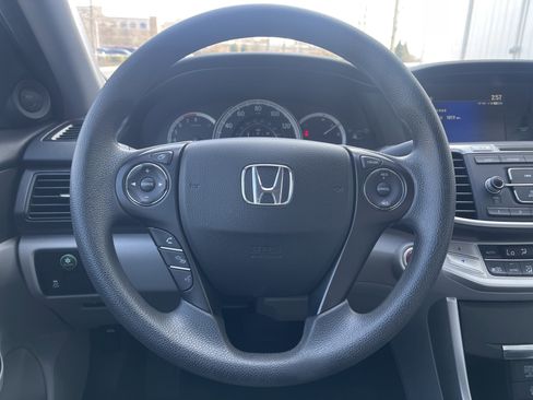 Used 2015 Honda Accord EX image 17
