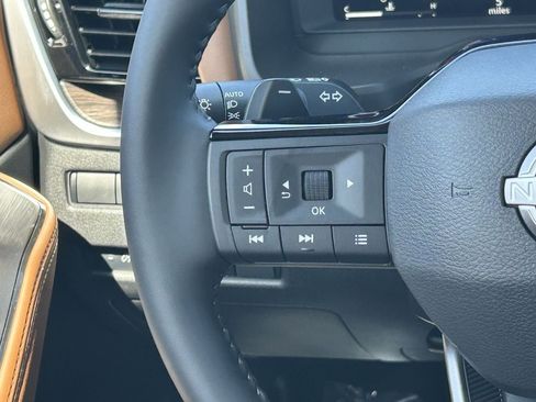 New 2026 Nissan Rogue Platinum AWD/4WD image 12