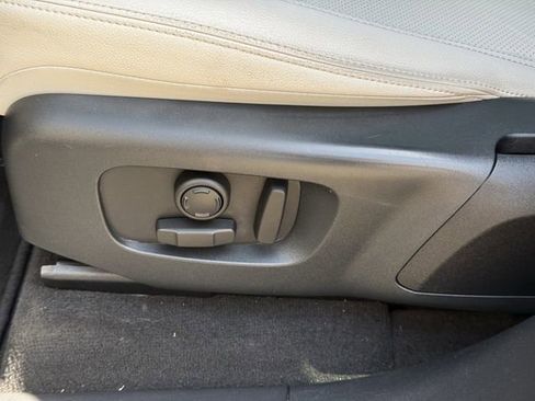 Used 2021 Land Rover Range Rover Velar R-Dynamic S AWD/4WD image 23