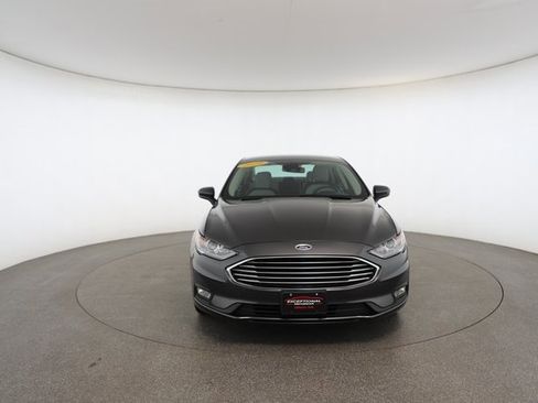 Used 2020 Ford Fusion SE w/ Equipment Group 151A image 30